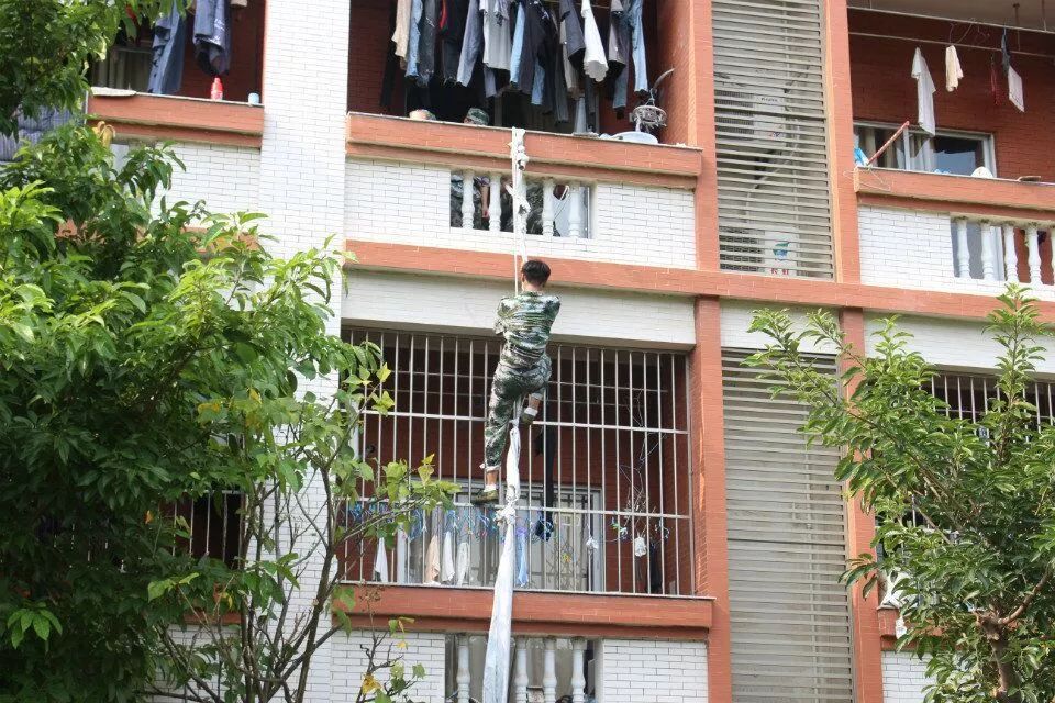 2BD5B